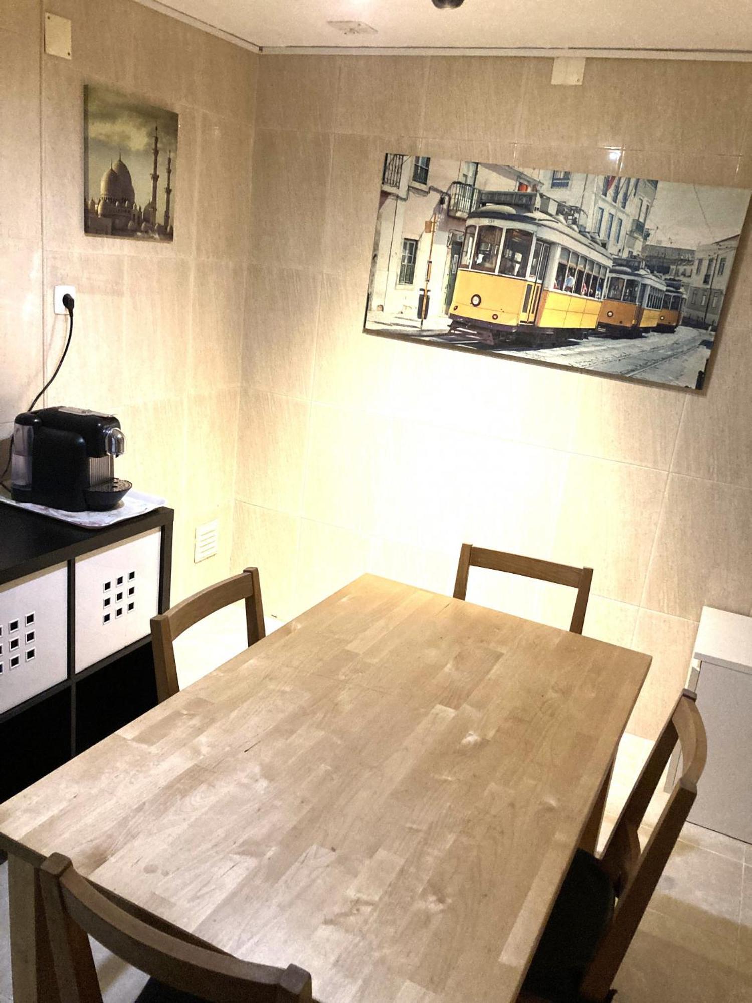 Lisbon T2 Apartment In Typical Villa In Sapadores Lisboa Exteriör bild